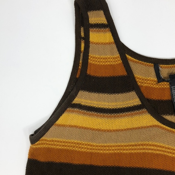 Finity Striped Short Sleeve Sweater Set - Picture 14 of 16